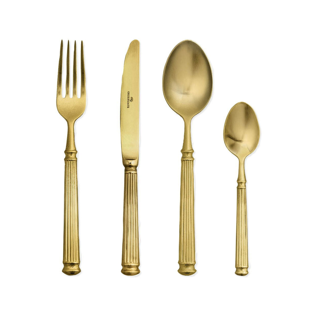 Goldbesteck-Set von GreenGate, elegant designt und aus hochwertigem Edelstahl gefertigt.